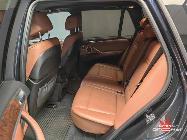 BMW X5 II (E70) Рестайлинг с пробегом 2012 года, цена 2 498 000 рублей, 245000 км, внедорожник, Автокод Объявления