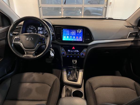 Hyundai Elantra VI (AD) с пробегом 2018 года, цена 1 235 000 рублей, 124740 км, седан, Автокод Объявления