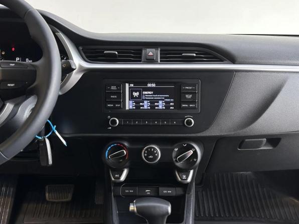 Kia Rio IV Рестайлинг с пробегом 2022 года, цена 1 890 000 рублей, 8971 км, седан, Автокод Объявления