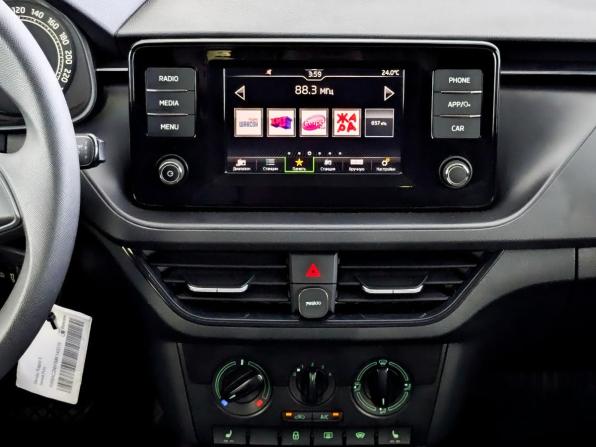 Skoda Rapid II с пробегом 2021 года, цена 1 399 000 рублей, 143273 км, лифтбек, Автокод Объявления