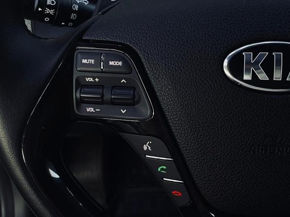 Kia Cerato III Рестайлинг (Classic) с пробегом 2018 года, цена 1 597 000 рублей, 127727 км, седан, Автокод Объявления
