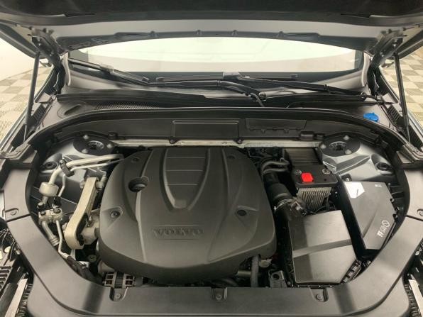 Volvo XC60 II с пробегом 2019 года, цена 3 099 000 рублей, 135870 км, внедорожник, Автокод Объявления