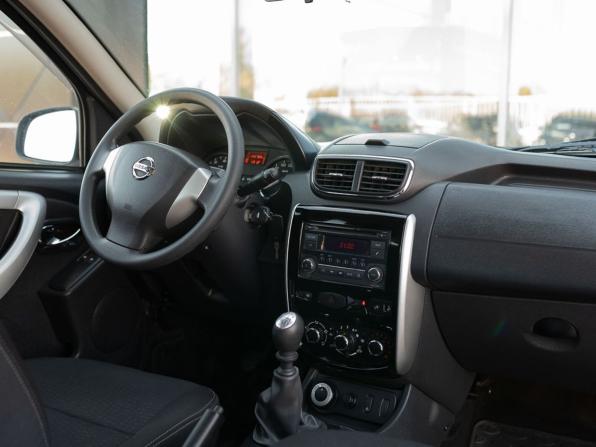 Nissan Terrano III (D10) с пробегом 2014 года, цена 1 090 000 рублей, 145783 км, внедорожник, Автокод Объявления