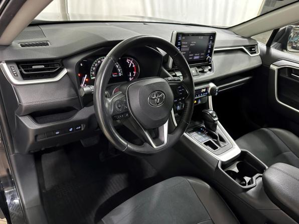 Toyota RAV4 V (XA50) с пробегом 2021 года, цена 3 500 000 рублей, 97842 км, внедорожник, Автокод Объявления