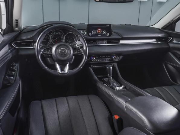 Mazda 6 III (GJ) Рестайлинг 2 с пробегом 2019 года, цена 2 386 000 рублей, 88806 км, седан, Автокод Объявления