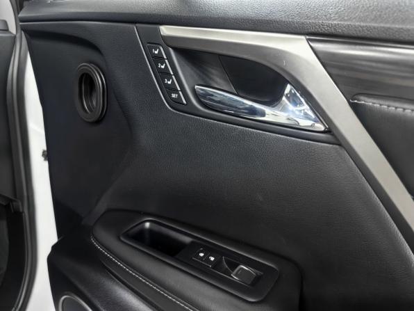 Lexus RX IV с пробегом 2018 года, цена 4 499 000 рублей, 116382 км, внедорожник, Автокод Объявления