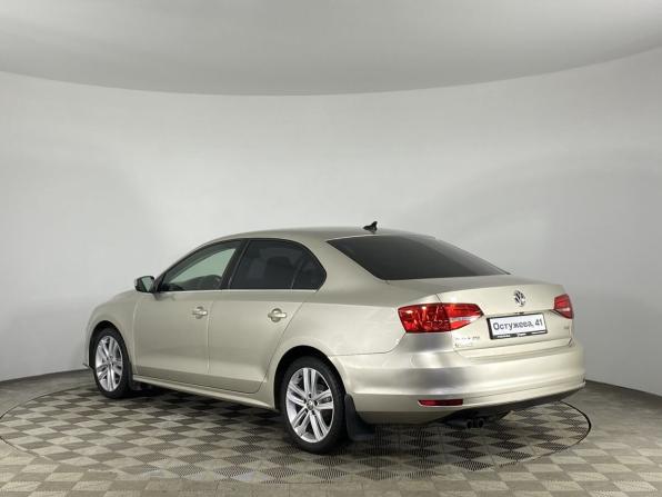 Volkswagen Jetta VI Рестайлинг с пробегом 2014 года, цена 1 090 000 рублей, 245766 км, седан, Автокод Объявления