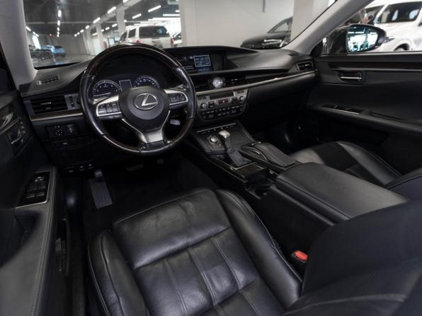 Lexus ES VI Рестайлинг с пробегом 2016 года, цена 2 580 000 рублей, 156566 км, седан, Автокод Объявления
