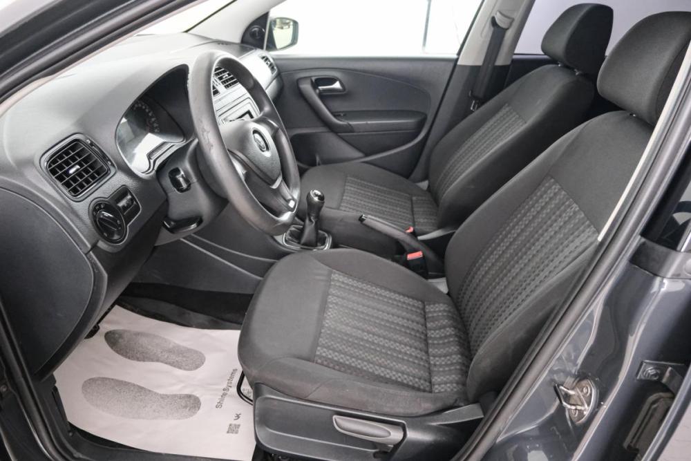 Volkswagen Polo V Рестайлинг Красноярск  - изображение 8