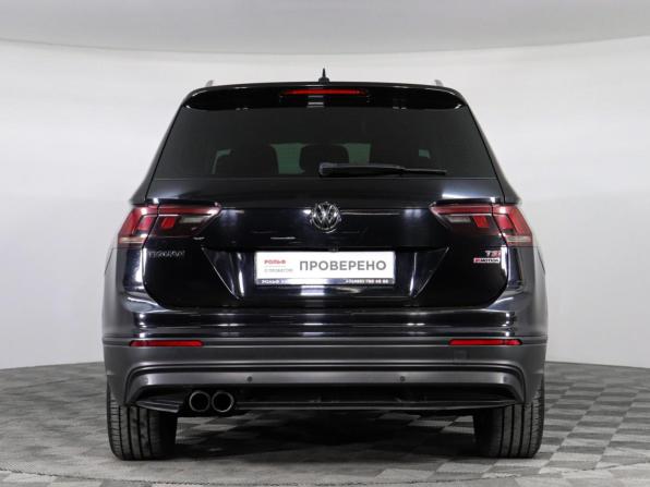 Volkswagen Tiguan II с пробегом 2017 года, цена 2 347 000 рублей, 129500 км, внедорожник, Автокод Объявления