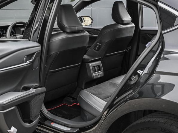Toyota Camry IX (XV80) China Market с пробегом 2025 года, цена 4 089 000 рублей, 34 км, седан, Автокод Объявления
