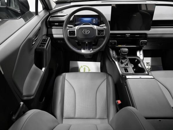 Toyota RAV4 VI (XA60) с пробегом 2026 года, цена 4 170 000 рублей, 15 км, внедорожник, Автокод Объявления