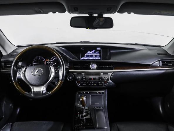 Lexus ES VI с пробегом 2014 года, цена 2 199 000 рублей, 261186 км, седан, Автокод Объявления