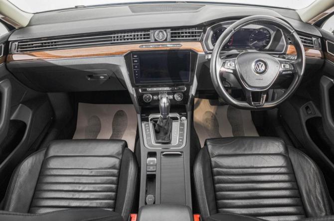 Volkswagen Passat B8 с пробегом 2017 года, цена 2 049 000 рублей, 43000 км, седан, Автокод Объявления