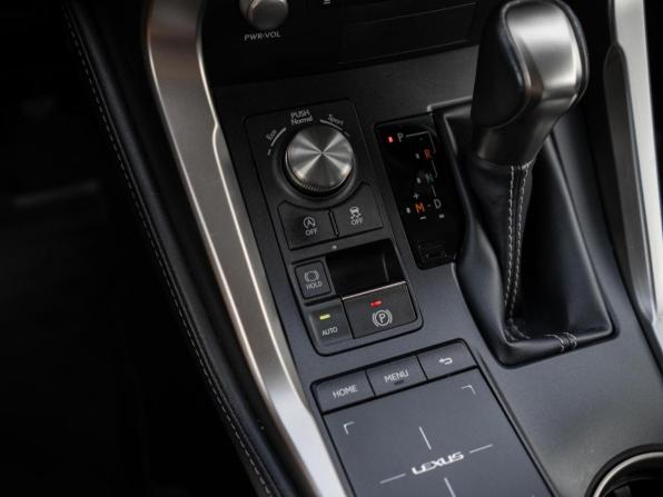 Lexus NX I Рестайлинг с пробегом 2020 года, цена 4 199 000 рублей, 54052 км, внедорожник, Автокод Объявления
