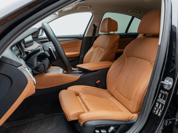 BMW 5 серии VII (G30/G31/G38) с пробегом 2017 года, цена 3 750 000 рублей, 99150 км, седан, Автокод Объявления