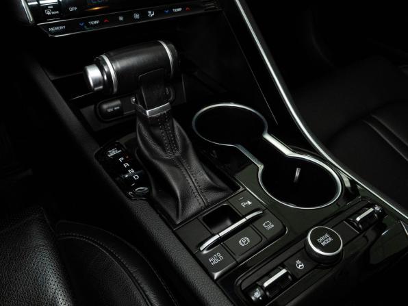 Kia K5 III с пробегом 2020 года, цена 2 398 000 рублей, 96852 км, седан, Автокод Объявления