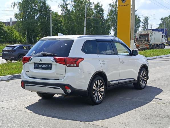Mitsubishi Outlander III Рестайлинг 3 с пробегом 2020 года, цена 2 400 000 рублей, 103550 км, внедорожник, Автокод Объявления