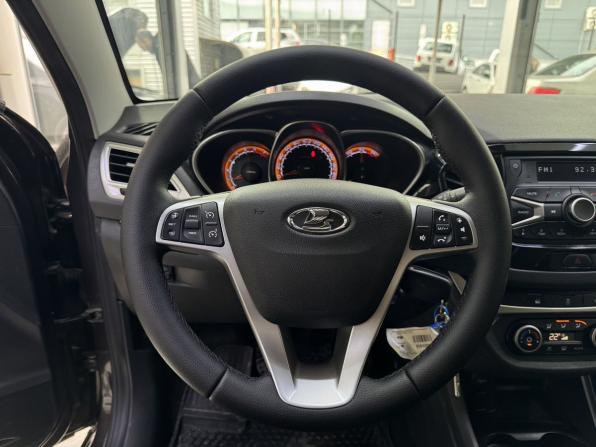 Lada (ВАЗ) Vesta I с пробегом 2019 года, цена 990 000 рублей, 136849 км, седан, Автокод Объявления