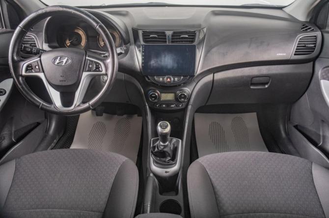 Hyundai Solaris I с пробегом 2012 года, цена 849 000 рублей, 264000 км, хэтчбек, Автокод Объявления