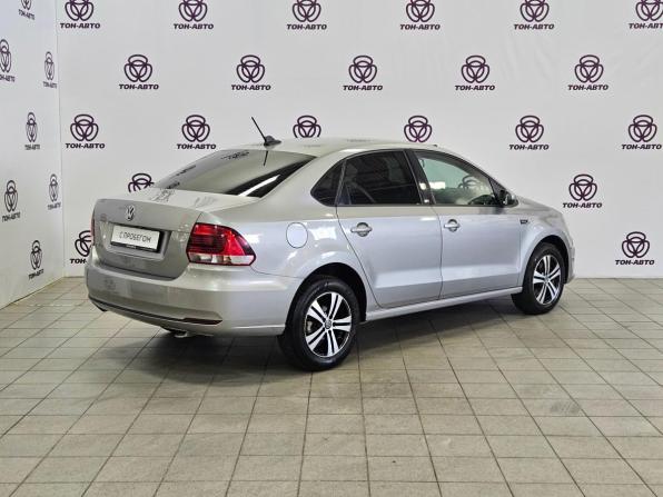 Volkswagen Polo V Рестайлинг с пробегом 2018 года, цена 892 000 рублей, 188949 км, седан, Автокод Объявления
