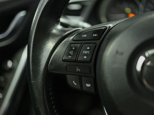 Mazda 6 III (GJ) Рестайлинг с пробегом 2015 года, цена 1 599 000 рублей, 224468 км, седан, Автокод Объявления