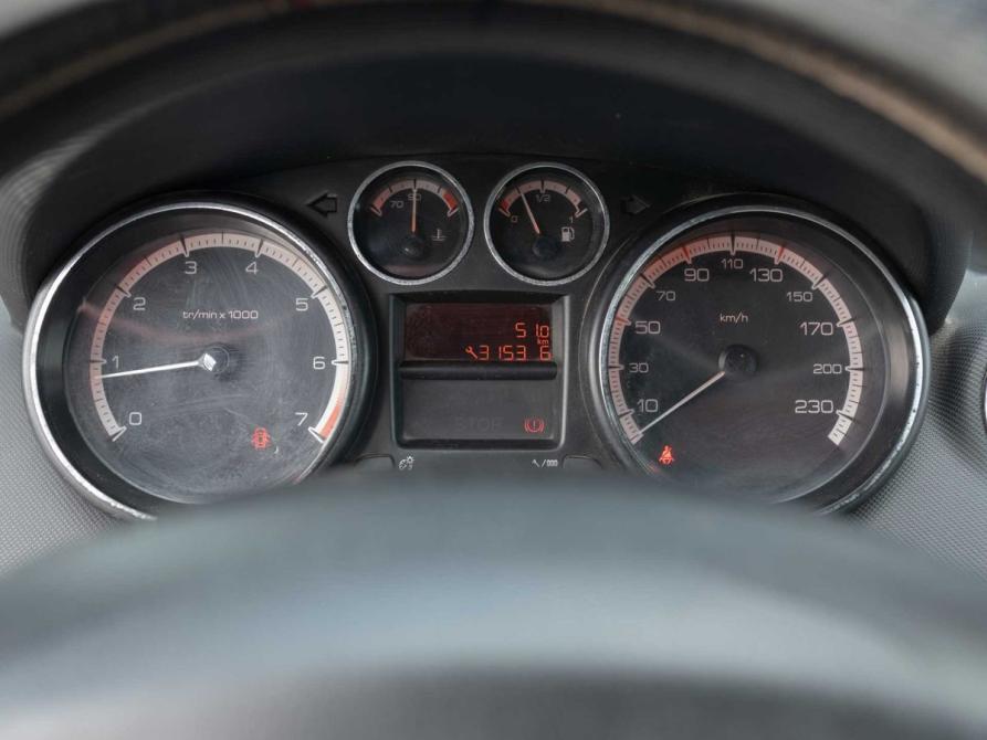 Peugeot 408 I Новосибирск  - изображение 12