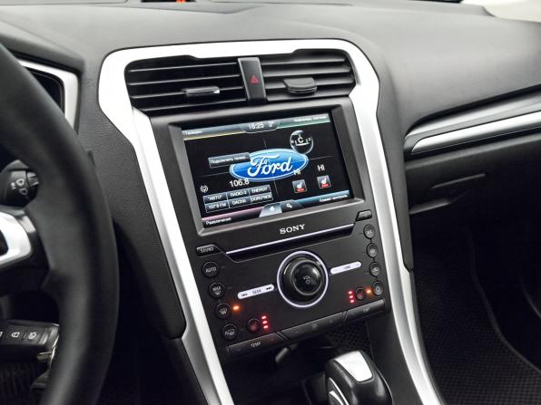 Ford Mondeo V с пробегом 2016 года, цена 1 465 000 рублей, 190900 км, седан, Автокод Объявления