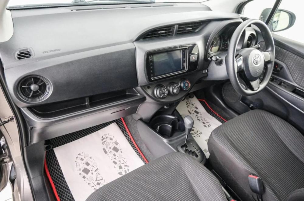 Toyota Vitz III (XP130) Рестайлинг Красноярск  - изображение 13