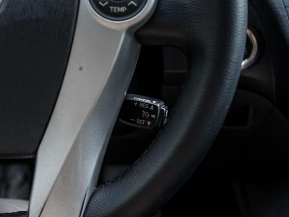 Toyota Prius III (XW30) с пробегом 2009 года, цена 704 000 рублей, 335871 км, лифтбек, Автокод Объявления