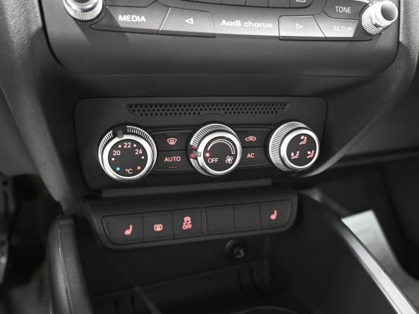 Audi A1 I (8X) с пробегом 2011 года, цена 745 000 рублей, 129837 км, хэтчбек, Автокод Объявления