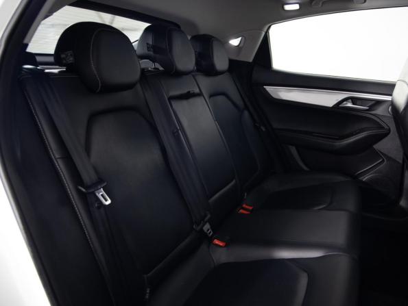 JAC J7 I с пробегом 2023 года, цена 999 000 рублей, 72923 км, лифтбек, Автокод Объявления