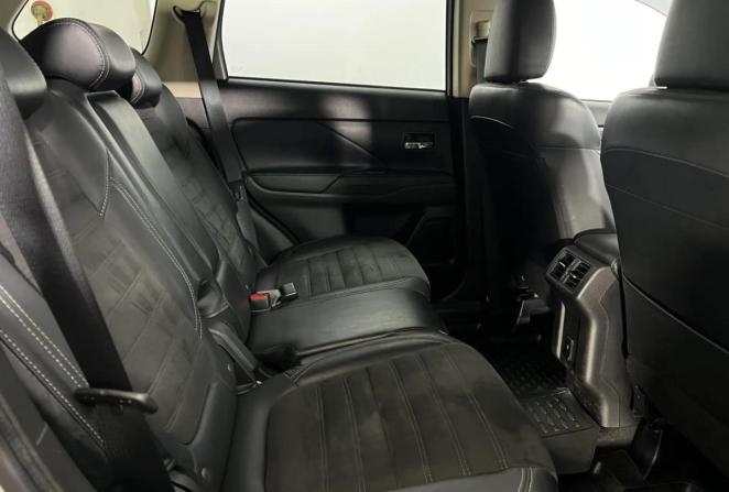 Mitsubishi Outlander III Рестайлинг 3 с пробегом 2021 года, цена 2 255 000 рублей, 141983 км, внедорожник, Автокод Объявления