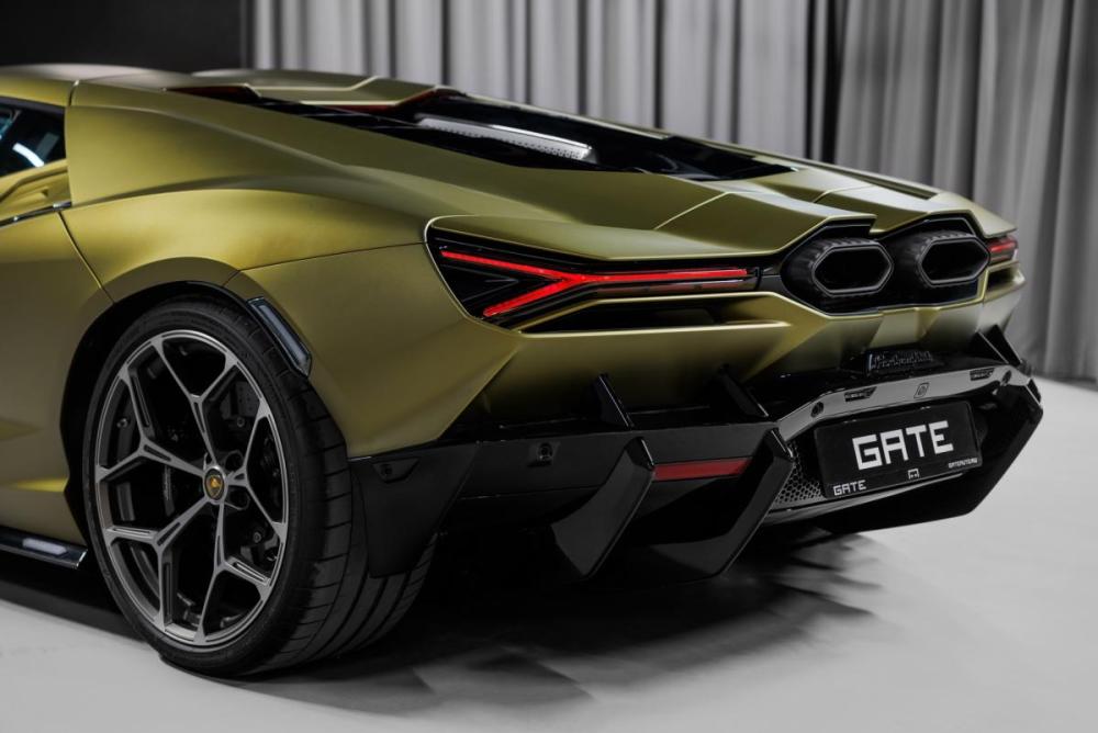 Lamborghini Revuelto Москва  - изображение 17