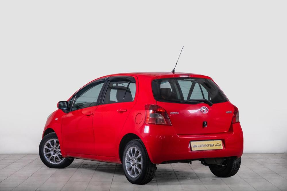 Toyota Yaris II Томск  - изображение 6