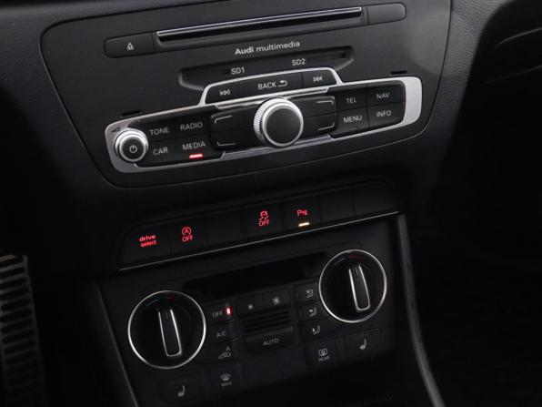 Audi Q3 I (8U) Рестайлинг с пробегом 2017 года, цена 1 729 000 рублей, 199653 км, внедорожник, Автокод Объявления