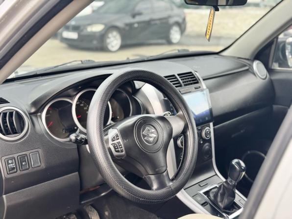 Suzuki Grand Vitara II Рестайлинг 2 с пробегом 2013 года, цена 949 000 рублей, 263930 км, внедорожник, Автокод Объявления