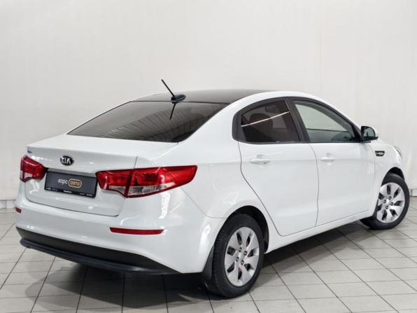 Kia Rio III Рестайлинг с пробегом 2017 года, цена 1 004 000 рублей, 166870 км, седан, Автокод Объявления