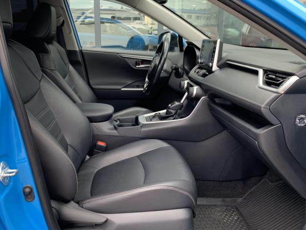 Toyota RAV4 V (XA50) с пробегом 2020 года, цена 3 999 000 рублей, 53500 км, внедорожник, Автокод Объявления