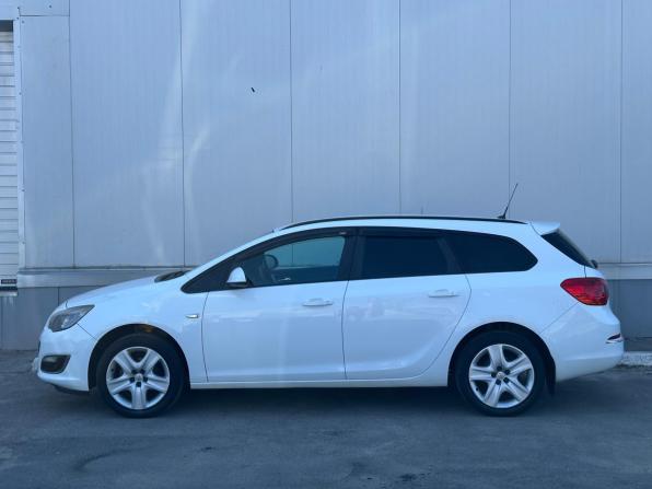 Opel Astra J Рестайлинг с пробегом 2013 года, цена 770 000 рублей, 189000 км, универсал, Автокод Объявления