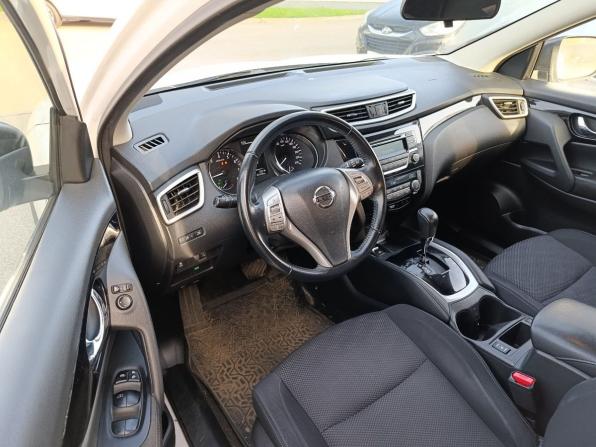 Nissan Qashqai II с пробегом 2017 года, цена 1 049 000 рублей, 181000 км, внедорожник, Автокод Объявления