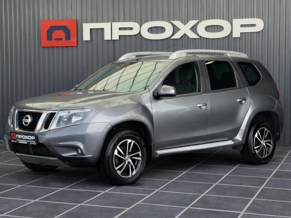 Nissan Terrano III (D10) с пробегом 2014 года, цена 1 077 000 рублей, 112750 км, внедорожник, Автокод Объявления