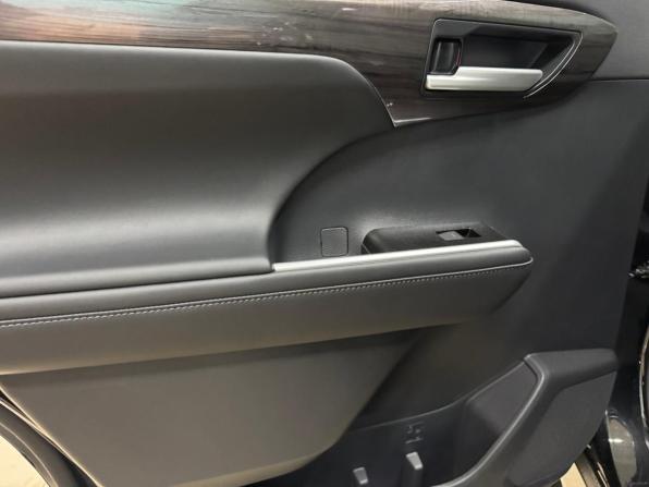 Toyota Highlander IV (XU70) с пробегом 2026 года, цена 5 150 000 рублей, 143 км, внедорожник, Автокод Объявления