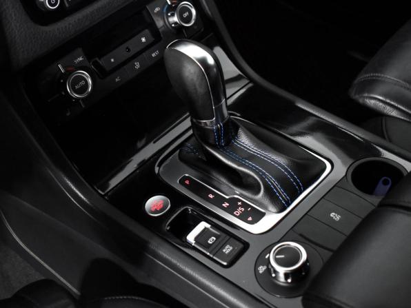 Volkswagen Touareg II с пробегом 2013 года, цена 2 100 000 рублей, 170820 км, внедорожник, Автокод Объявления