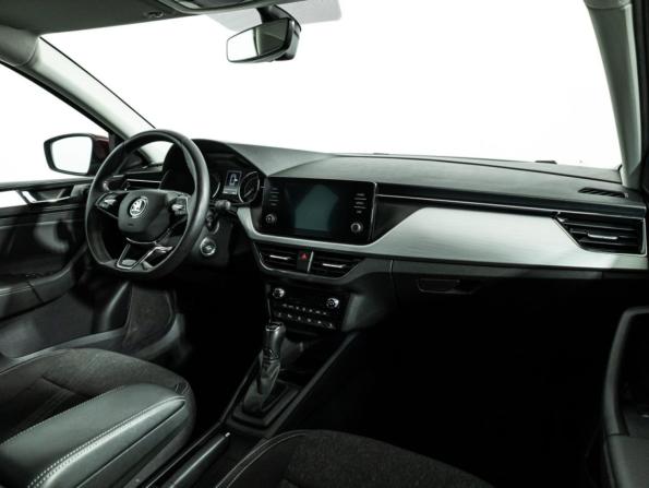 Skoda Rapid II с пробегом 2021 года, цена 1 915 000 рублей, 59000 км, лифтбек, Автокод Объявления