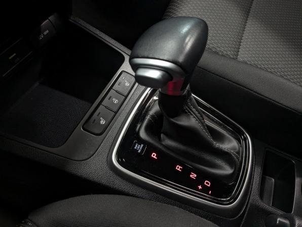 Kia Rio IV Рестайлинг с пробегом 2021 года, цена 1 515 000 рублей, 118948 км, седан, Автокод Объявления