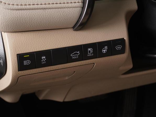 Toyota Camry VIII (XV70) с пробегом 2019 года, цена 2 629 000 рублей, 230780 км, седан, Автокод Объявления