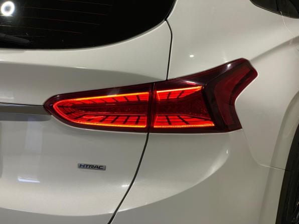 Hyundai Santa Fe IV с пробегом 2019 года, цена 3 230 000 рублей, 154314 км, внедорожник, Автокод Объявления