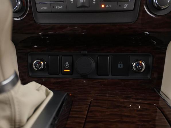 Nissan Patrol VI (Y62) с пробегом 2012 года, цена 3 549 033 рубля, 29929 км, внедорожник, Автокод Объявления