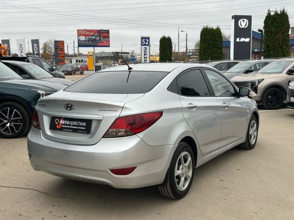 Hyundai Solaris I с пробегом 2013 года, цена 780 000 рублей, 182700 км, седан, Автокод Объявления